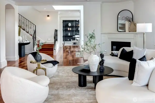 Gleaming hardwood flooring throughout the main level living spaces for a seamless flow from room to room!