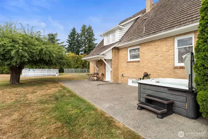 ~Hot Tub & Pool~