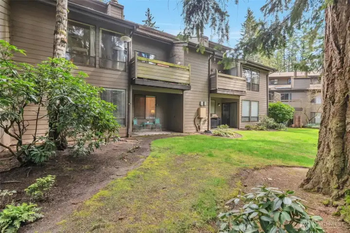 Additional view of patio area in unit.