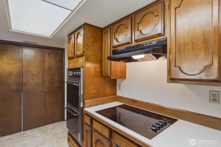 Newer cooktop. Newer cooktop.