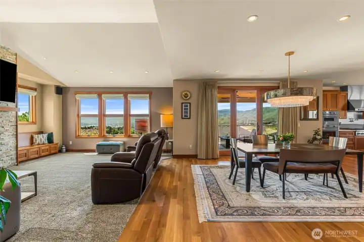 Open Concept flowing from Living, Dining to Kitchen