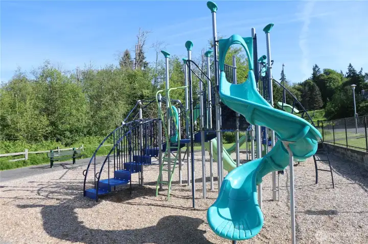 You're just minutes from top-rated schools and parks You're just minutes from top-rated schools and parks