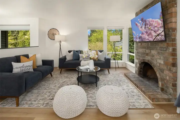 Great natural light and space for duel couches