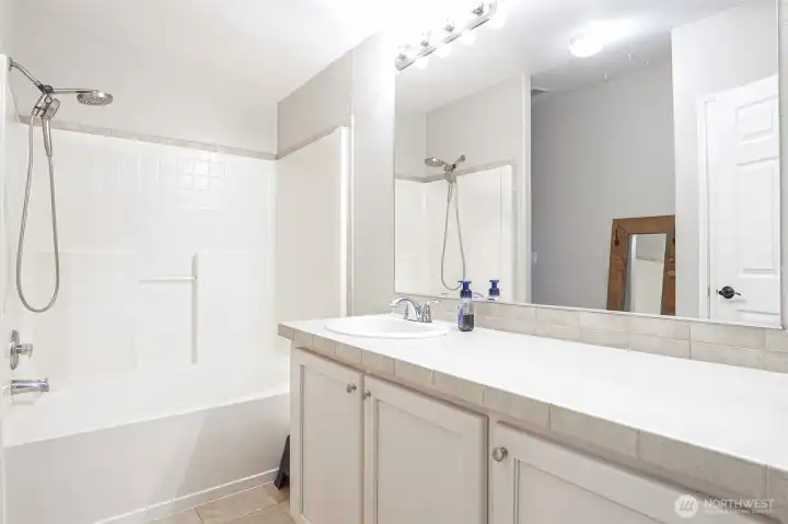 Bright and spacious bathroom. Bright and spacious bathroom.
