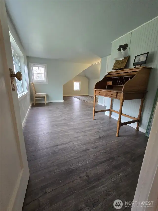 The second upstairs bedroom.