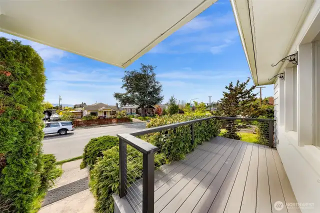 Cozy SW facing deck