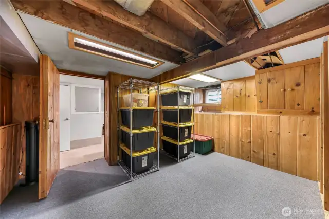 Endless finished space for storage