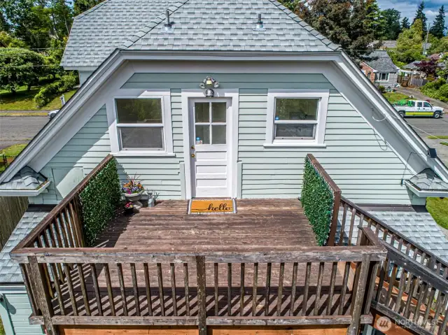 Upstairs Deck