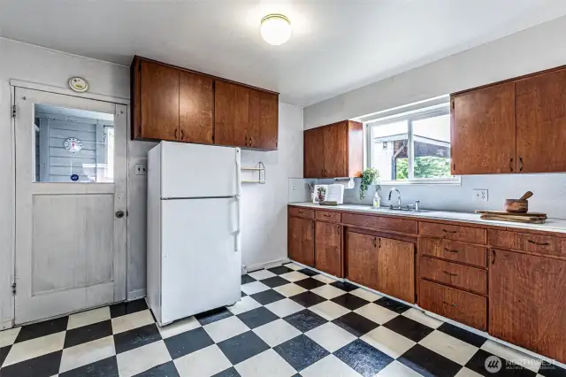 Main Floor Kitchen