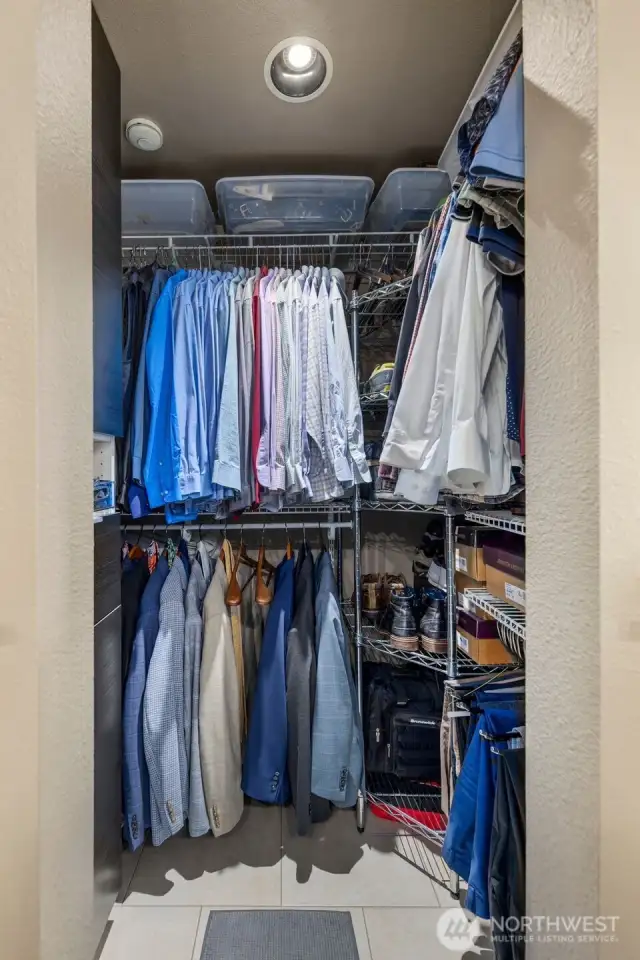 Custom Closet Storage Solutions that can be Reconfigured to your preferences