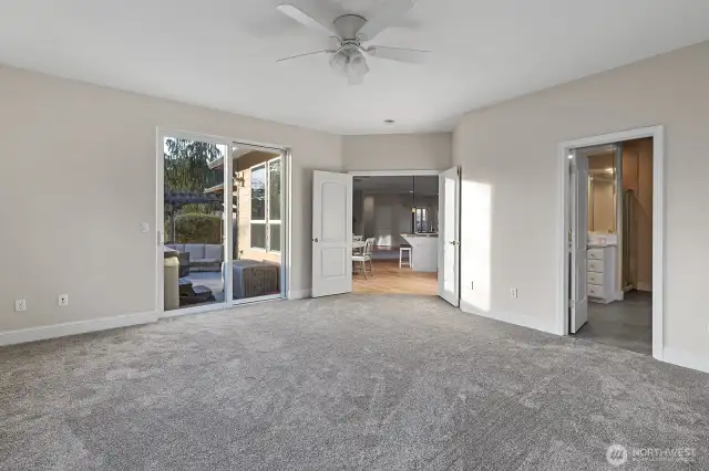 Primary Suite, patio