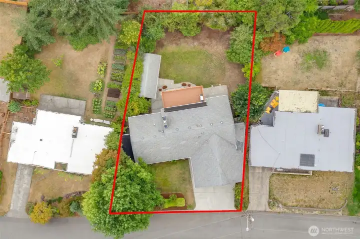 Good sized lot, comp roof and again, look at that deck!!