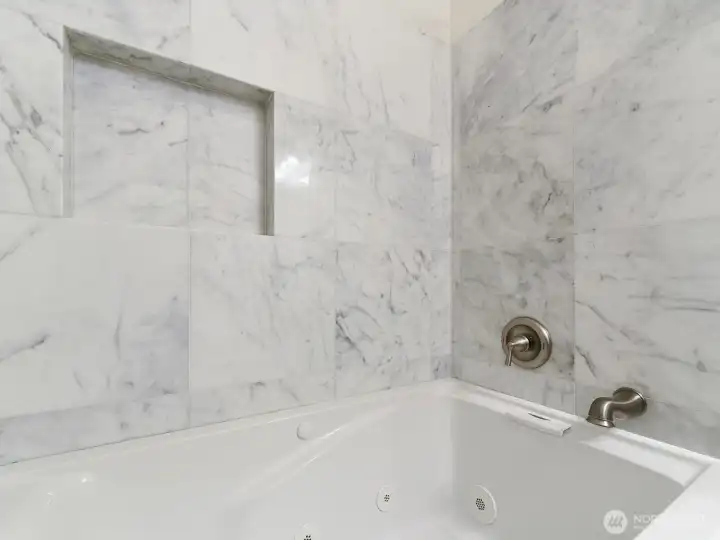 Must see the detail of this Jacuzzi tub.