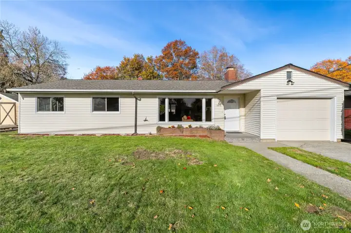 Welcome Home to 1510 E St