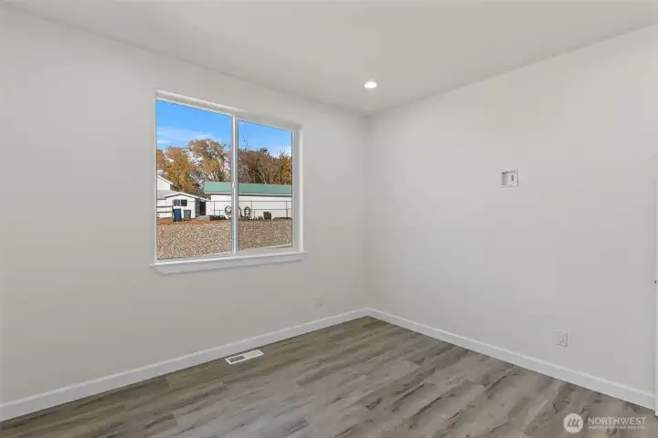 Guest bedroom