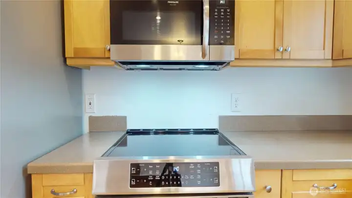 Upgraded stainless ceramic cooktop stove and oven