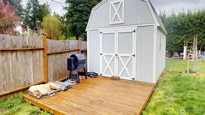 12 x 14 barn is perfect for a hobby room or storing your treasures.