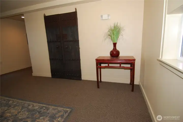 Outside 3rd floor elevator