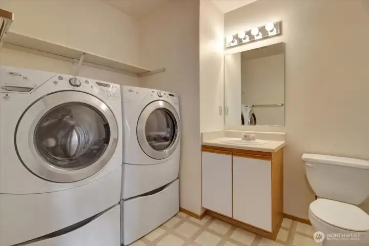 Newer washer and dryer in main floor half bath Newer washer and dryer in main floor half bath