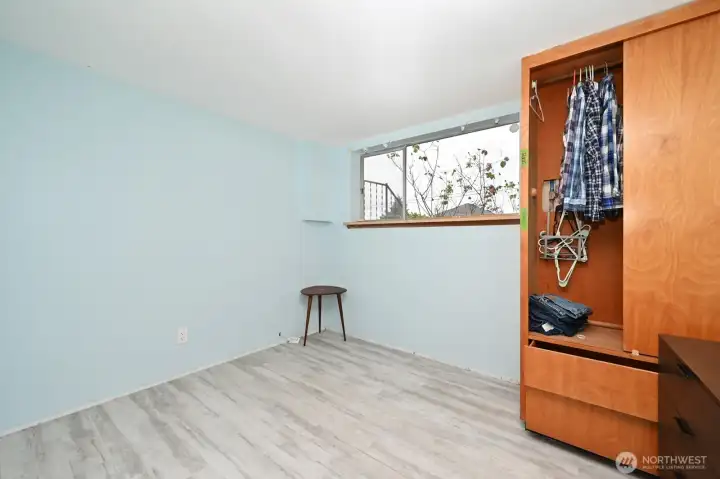 A room on the lower level. A room on the lower level.