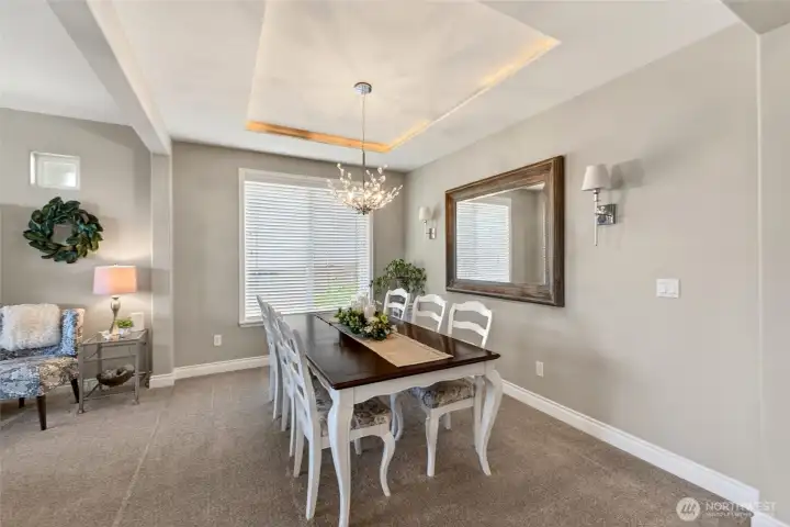 Formal Dining