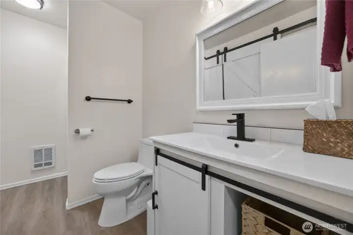 3/4 bathroom next to bedroom 2 3/4 bathroom next to bedroom 2