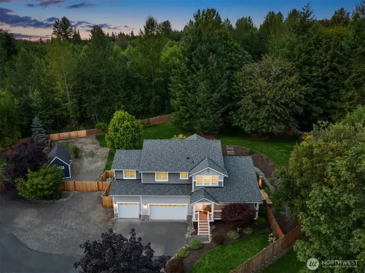Home has huge 3 car garage. Home has huge 3 car garage.