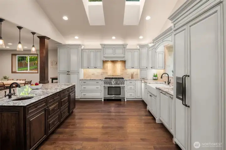 Skylights above kitchen let in lots of natural light. Skylights above kitchen let in lots of natural light.