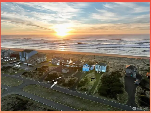 Welcome to your OCEAN FRONT ESTATE with fantastic views of the Pacific and a private trail mere steps to the beach!