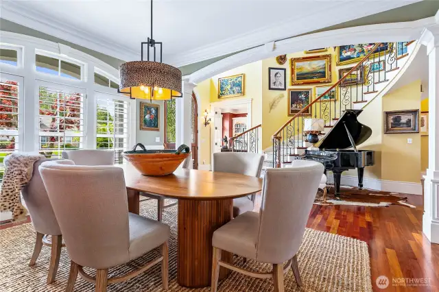 Main floor formal dining room