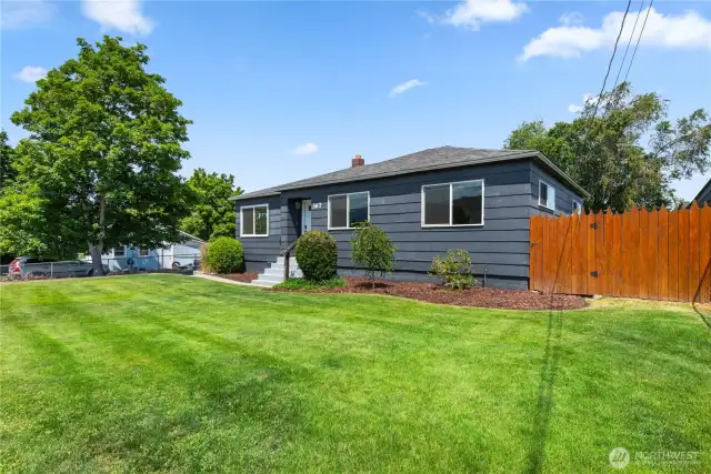 Manicured Grounds, Private Fenced Backyard