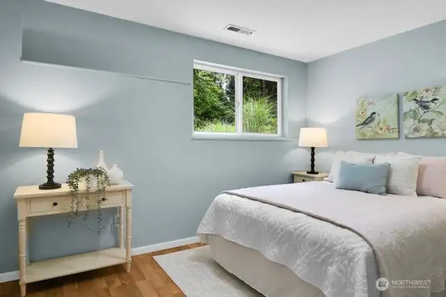 Bedroom lower floor