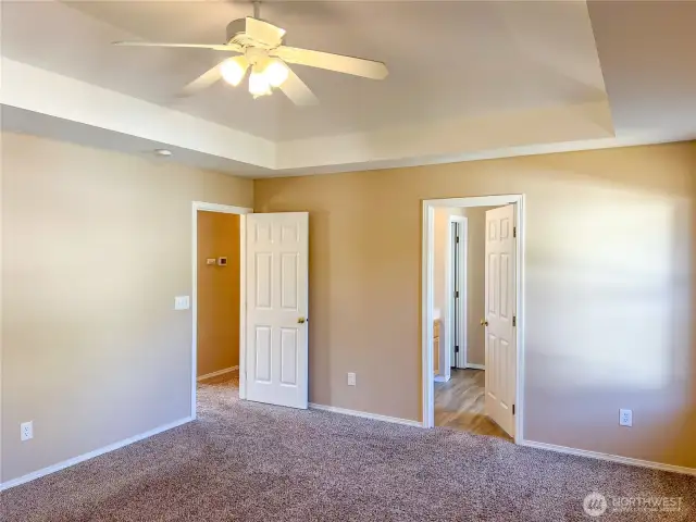 Primary bedroom boasts a 5 piece en suite bathroom and walk-in closet.