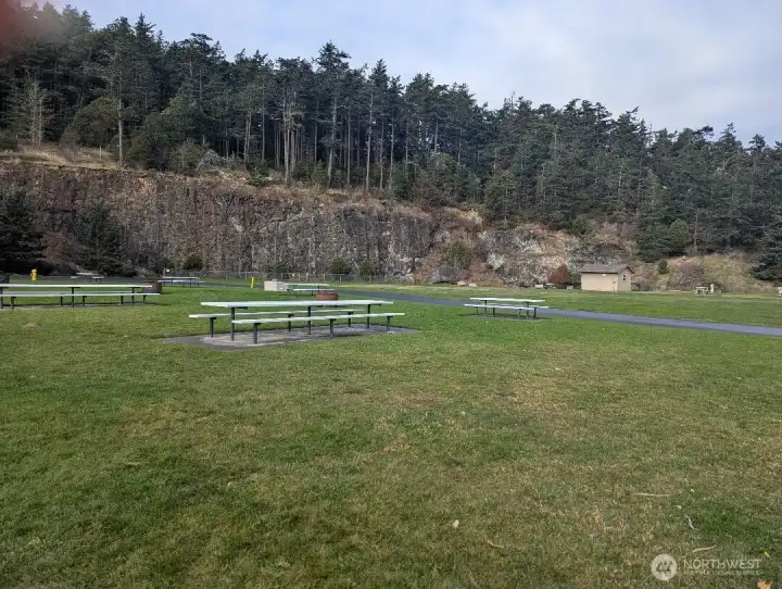 Picnic area near RV hookups
