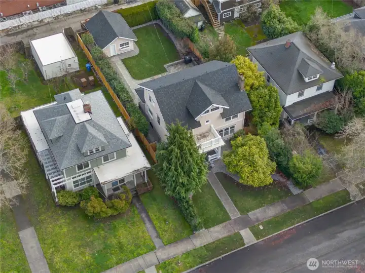 And a great location close to the hospitals, amenities, restaurants and the light rail expansion.