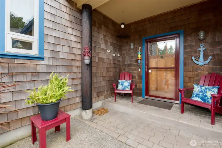 Outside entrance to the main entrance