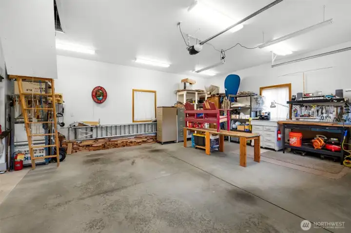 1124 sq feet of double walled and insulated  3 car garage