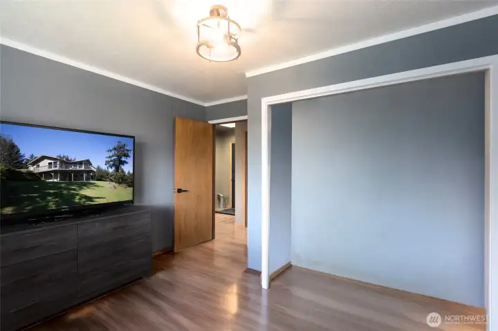 Second bedroom