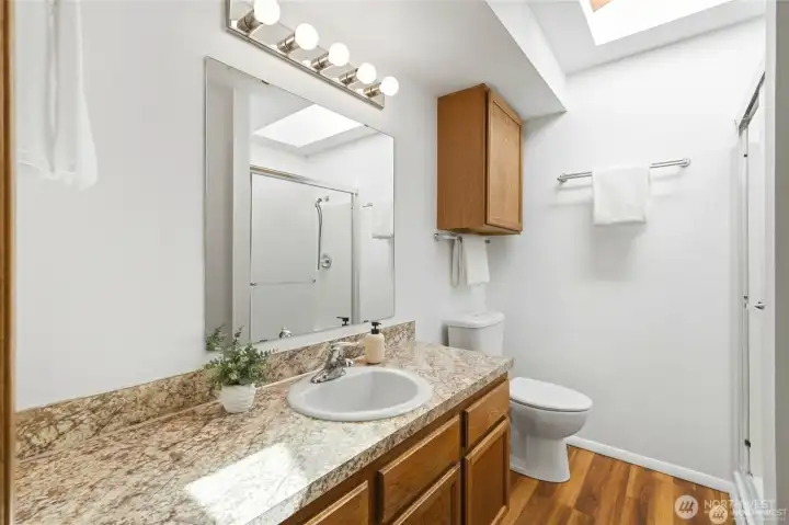Primary 3/4 bath