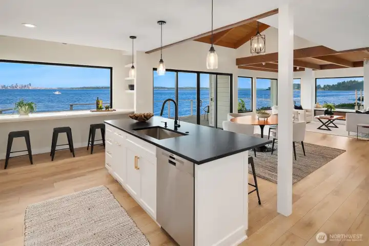 Amazing kitchen.