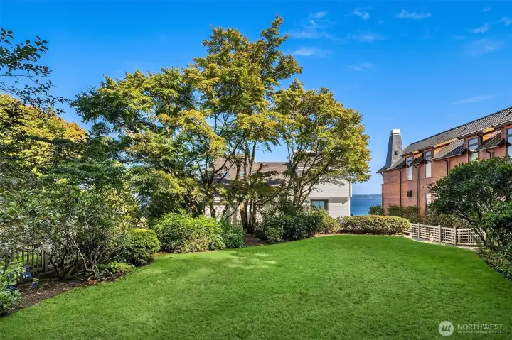 Perfect size yard .. not too big and not too small.