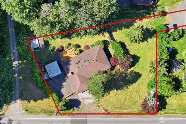 The property also has northeast access