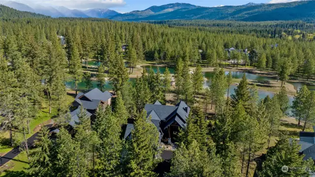 Suncadia's 6400 acres almost touches Lake Cle Elum and there are hiking trails that lead you right up there - also  the Cle Elum river is so close  .. If you are in need of some room to breath - here you go!!