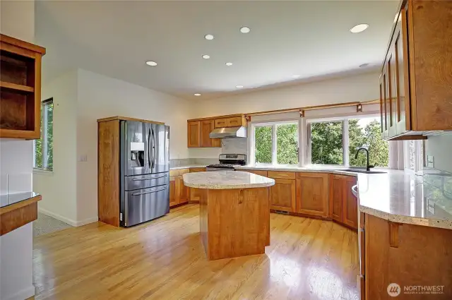 Kitchen with Eating Space