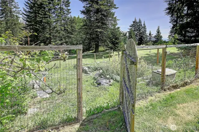 Rolling Acreage, Gardens, Trails and a View