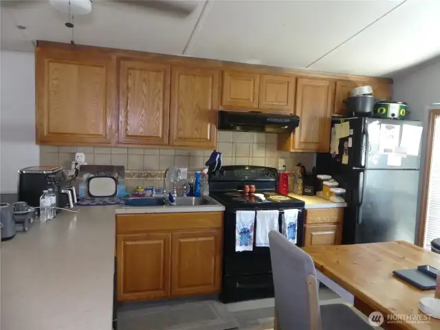 Kitchen with eating area