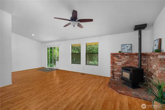 Hunter Ceiling fans. Doggy door in the slider that takes you to the back yard.