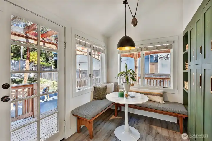 Built in seating for this great eat-in kitchen area.