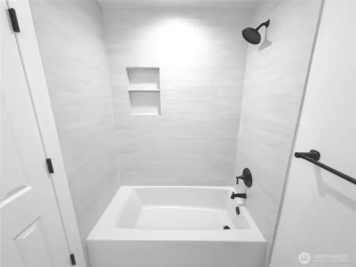 Bathroom Tub/Shower