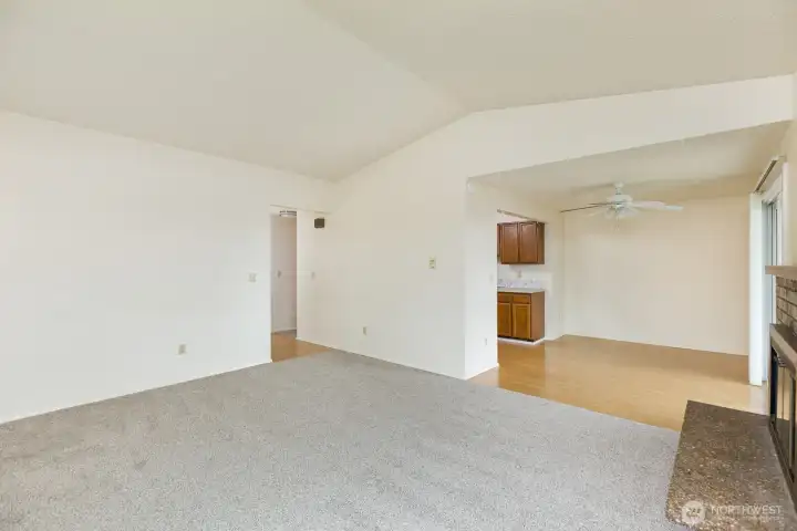 Livingroom looking into diningroom